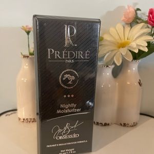 Prédire Paris- NEW NIGHLY MOISTURIZER.RETINOL 1.7oz/50ml.